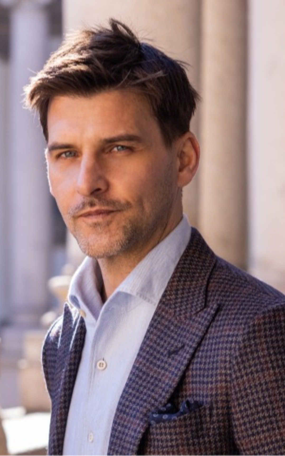 Johannes Huebl: The Lifestyle Icon Inspiring Modern Elegance and Sophisticated Living